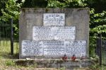 Zbiorowy grób ofiar Zagłady na cmentarzu żydowskim w Bobowej