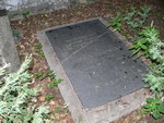 Najmłodszym grobem jest mogiła zmarłej w dniu 10 kwietnia 1960 roku Jadwigi Ziarneckiej
