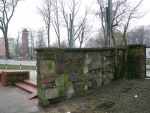Gryfice - mur z nagrobków z cmentarza żydowskiego
