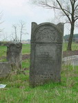 Petryki - macewa na cmentarzu żydowskim