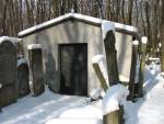 Ohel cadyków radzymińskich na cmentarzu żydowskim w Warszawie 
