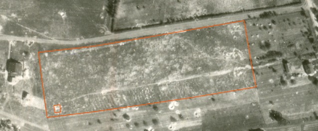 Cmentarz żydowski w Radzyminie na zdjęciu lotniczym z 6 września 1944 roku