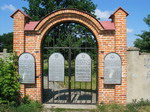Cmentarz ydowski w Zduskiej Woli - brama
